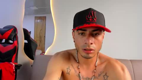 Matthew online show from December 15, 9:45 pm