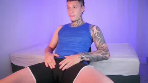 Snapshot of matthewjones1 chatting on January 2, 7:07 pm Matt online show from January 2, 7:07 pm