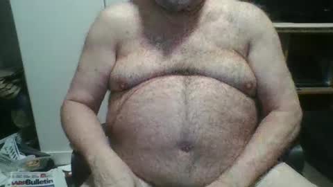 Snapshot of mattnudist chatting on January 3, 2:32 am Matt online show from January 3, 2:32 am