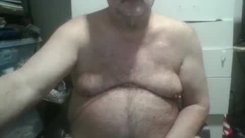 Snapshot of mattnudist chatting on December 16, 4:16 pm Matt online show from December 16, 4:16 pm