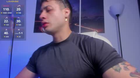 mattsaill_ online show from October 29, 10:07 am