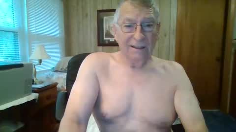 SXECPL55 at G mail Dot Com online show from December 16, 1:43 pm