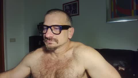 mauro1971 online show from December 20, 4:25 pm