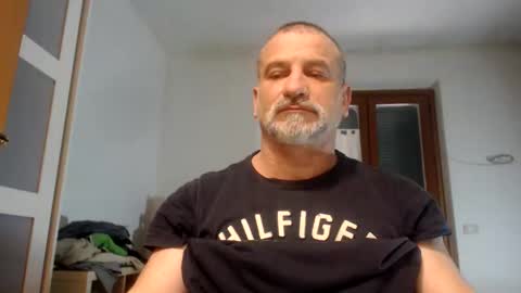 mauro1971 online show from April 2, 2:47 pm