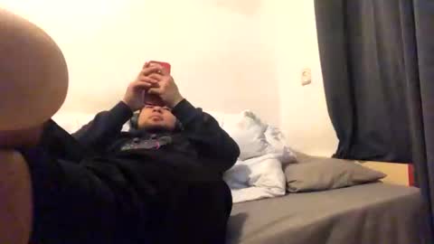 mauroo2025 online show from March 8, 11:28 pm