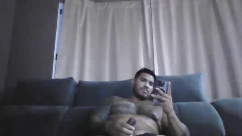 Max online show from April 2, 3:26 am