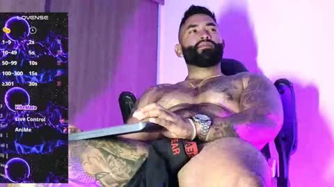 max__prada online show from October 8, 3:11 am