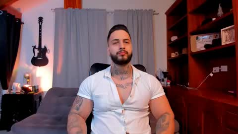 Snapshot of max_dic1 chatting on January 19, 12:07 pm max D. online show from January 19, 12:07 pm