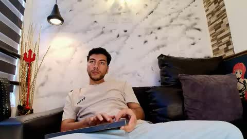 Max Hornye online show from February 21, 7:26 pm