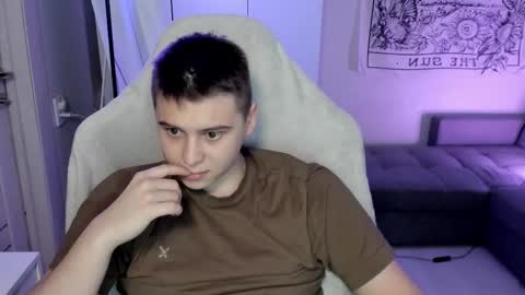 Max online show from February 11, 12:54 pm