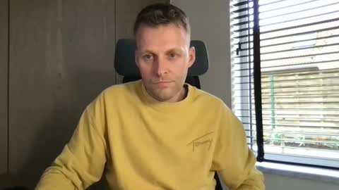 Max take off clothes online show from March 13, 2:13 pm