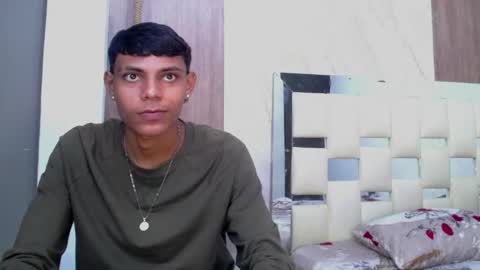 max online show from October 1, 11:52 pm