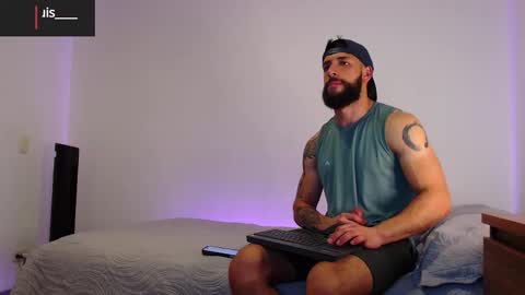 max_xl_ online show from October 11, 10:14 pm