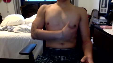 maxblairwood online show from July 8, 2:26 am