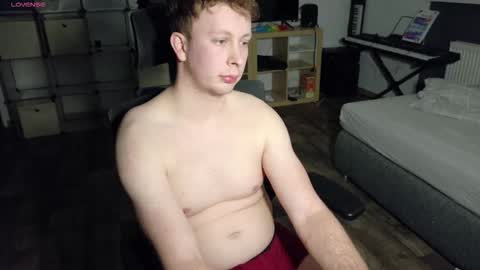 maxboner94 online show from November 19, 6:30 pm