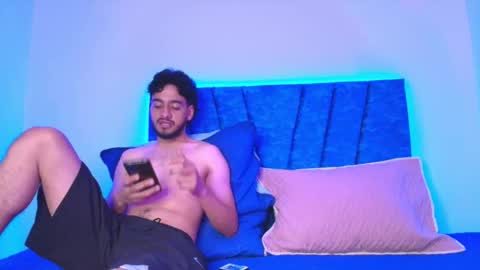 maxi_and_evan online show from March 11, 7:26 am