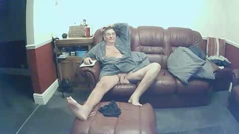 MAX online show from October 15, 10:50 pm