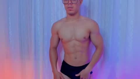 Snapshot of maxiimus__ chatting on September 30, 11:19 pm Maximus online show from September 30, 11:19 pm