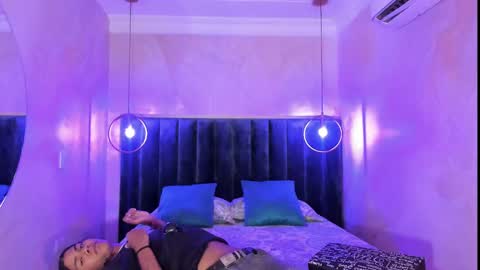 maxim online show from November 4, 3:18 am