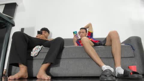 maximo__77 online show from October 14, 5:14 am