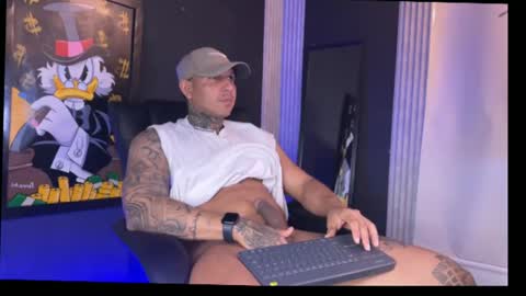 Maximo online show from October 18, 8:36 pm