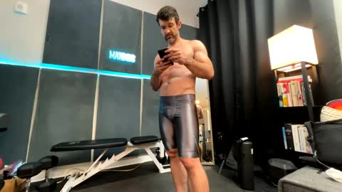 Snapshot of maximus_787 chatting on December 20, 10:22 pm Maximus7871 online show from December 20, 10:22 pm