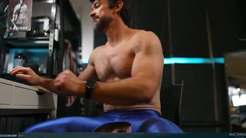 Snapshot of maximus_787 chatting on January 22, 11:21 pm Maximus7871 online show from January 22, 11:21 pm
