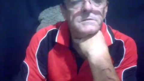 Snapshot of maximus_oreally chatting on January 11, 9:36 am Max online show from January 11, 9:36 am