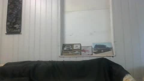 Snapshot of maximus_oreally chatting on January 5, 1:24 am Max online show from January 5, 1:24 am