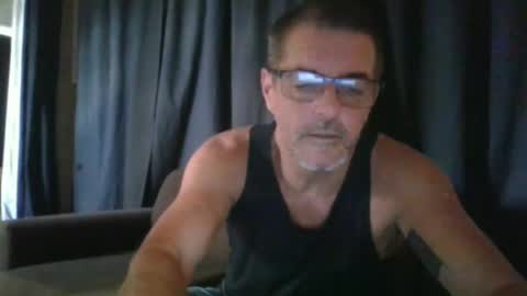 Snapshot of maximus_oreally chatting on March 10, 11:38 pm Max online show from March 10, 11:38 pm