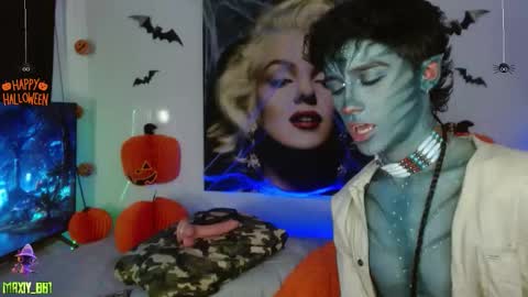 Max online show from October 31, 9:34 am