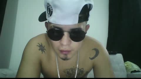 MaxTaylor online show from April 25, 5:10 am