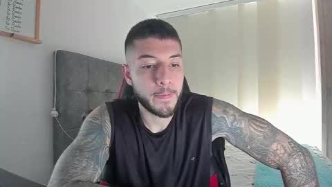 maxvibe_ online show from November 6, 7:06 pm