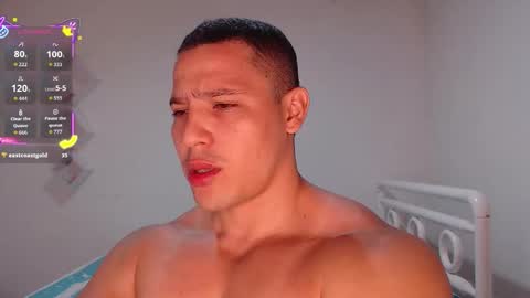 Snapshot of maxwel949813 chatting on October 5, 1:20 am Max online show from October 5, 1:20 am