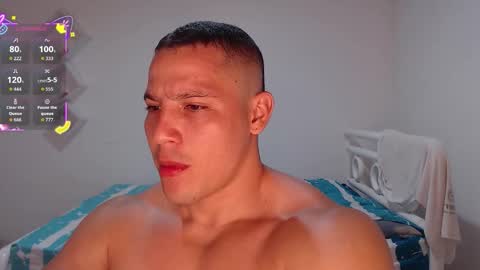 Snapshot of maxwel949813 chatting on October 9, 7:02 am Max online show from October 9, 7:02 am