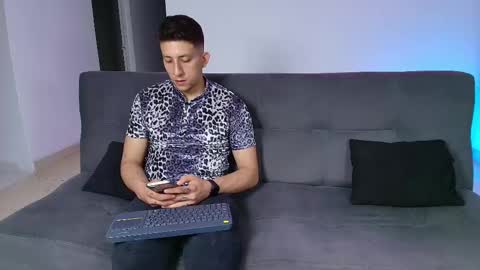 Maykol victoria1624 online show from February 25, 4:57 am