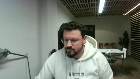 maythe4bwu online show from December 30, 9:37 am