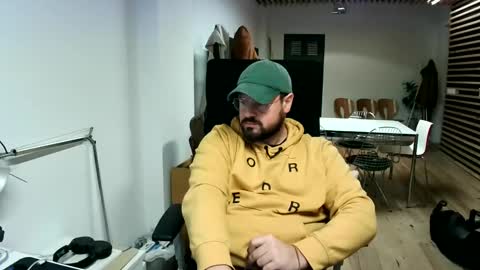 maythe4bwu online show from December 19, 4:46 pm