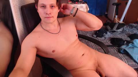 Snapshot of mclovi19 chatting on February 7, 11:23 am mclovi19 online show from February 7, 11:23 am