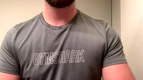 mcr8080 online show from January 8, 5:16 am