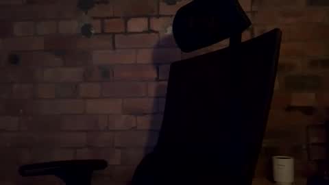 mcr8080 online show from March 11, 4:43 am