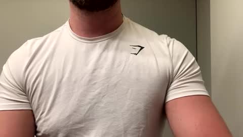 mcr8080 online show from January 7, 5:35 am