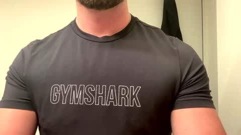 mcr8080 online show from January 12, 6:39 am