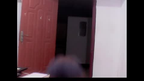 Snapshot of me_hai12 chatting on December 13, 11:50 pm me_hai12 online show from December 13, 11:50 pm