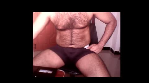Snapshot of me_hai12 chatting on January 1, 12:00 pm me_hai12 online show from January 1, 12:00 pm