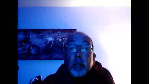 me at home online show from November 6, 10:29 am