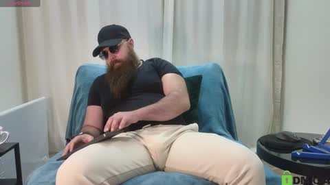 Snapshot of meaty_roll chatting on January 29, 2:09 am Meaty Roll online show from January 29, 2:09 am