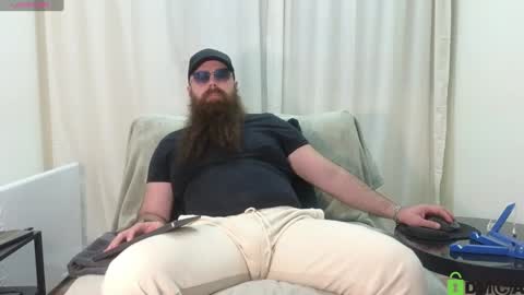 Snapshot of meaty_roll chatting on January 22, 1:53 am Meaty Roll online show from January 22, 1:53 am
