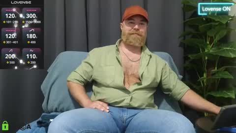 Snapshot of meaty_roll chatting on September 28, 2:04 pm Meaty Roll online show from September 28, 2:04 pm