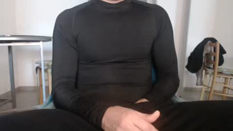 Snapshot of meditmtc chatting on January 7, 9:43 am Meditmtc online show from January 7, 9:43 am